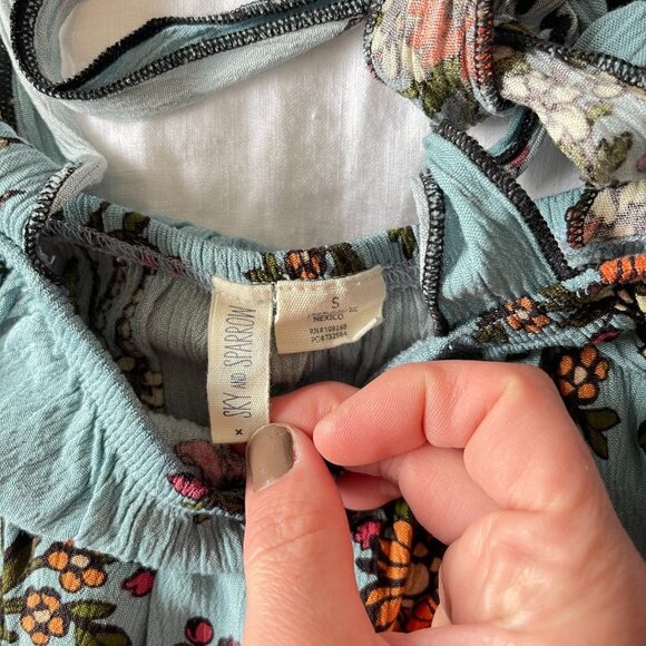 Sky and Sparrow Blue Floral Ruffle Tier Tie Top - Picture 7 of 7